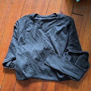 Lululemon Men’s Long Sleeve Dark Grey XL